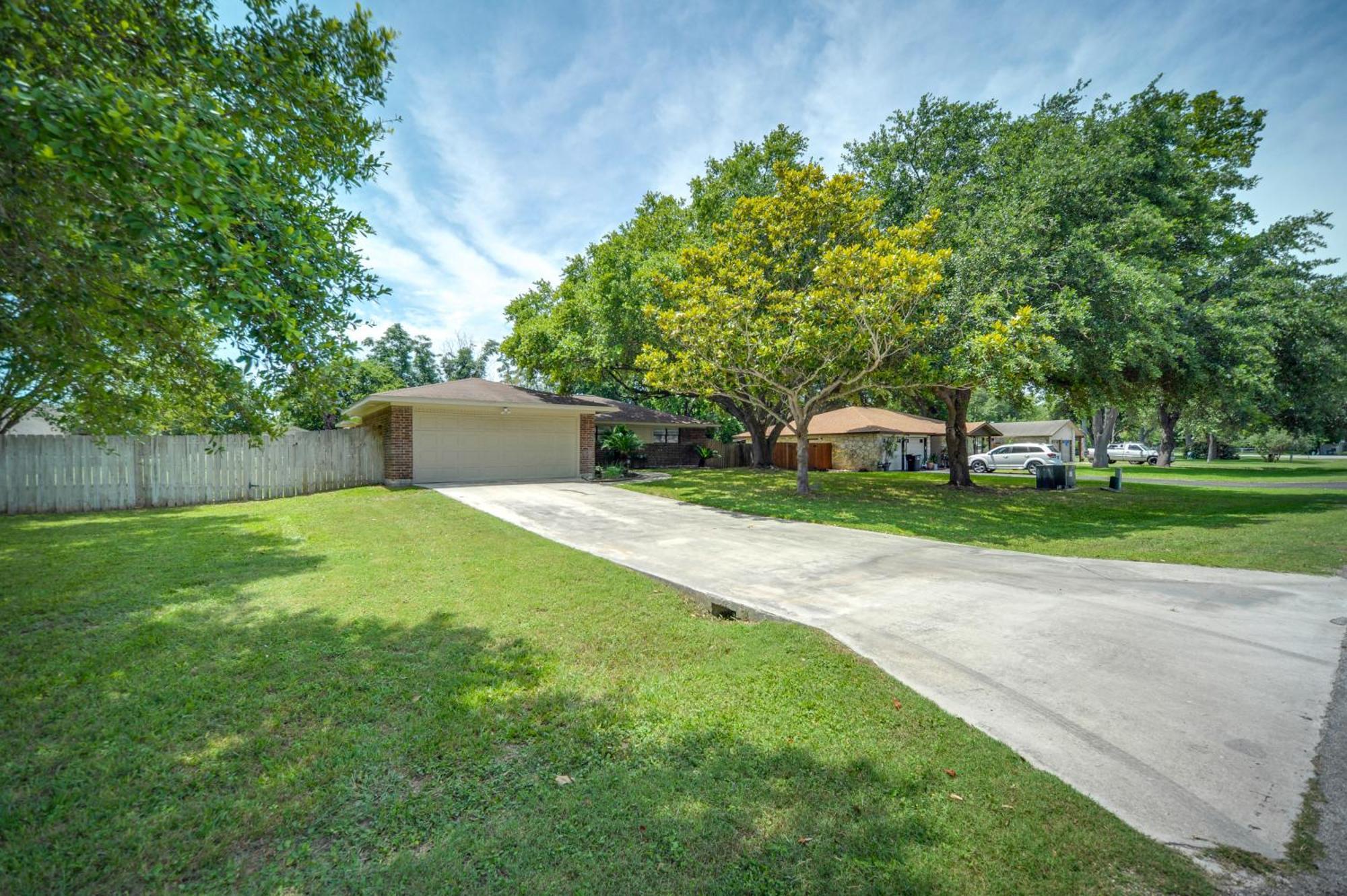 Mcqueeney Vacation Rental About 10 Mi To New Braunfels Kültér fotó